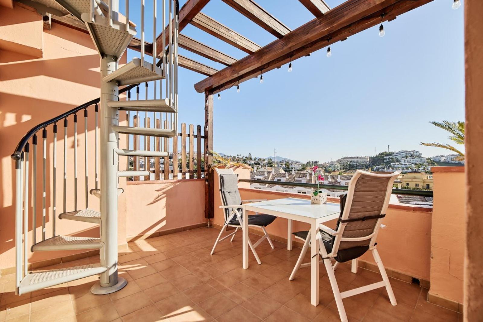 Apartmán Cozy Penthouse Riviera Del Sol Màlaga Exteriér fotografie